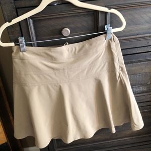 Athleta tan skort